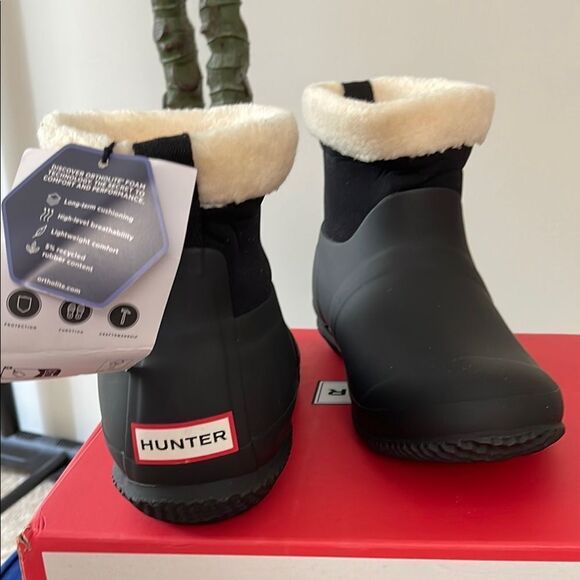 Hunter Women's In/Out Insulated Faux Shearling Boots size 8 - Picture 3 of 7